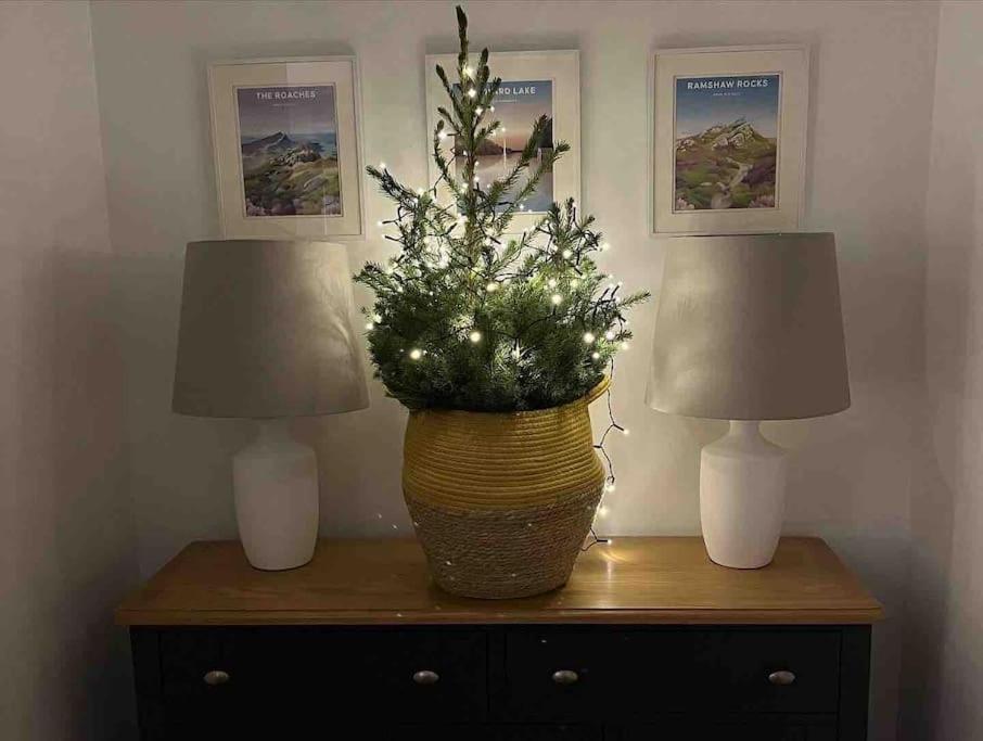 No5 At 53 - 2 Bed Apartment In Leek, Staffs Peak District Esterno foto
