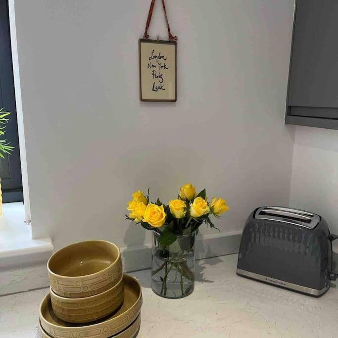 No5 At 53 - 2 Bed Apartment In Leek, Staffs Peak District Esterno foto